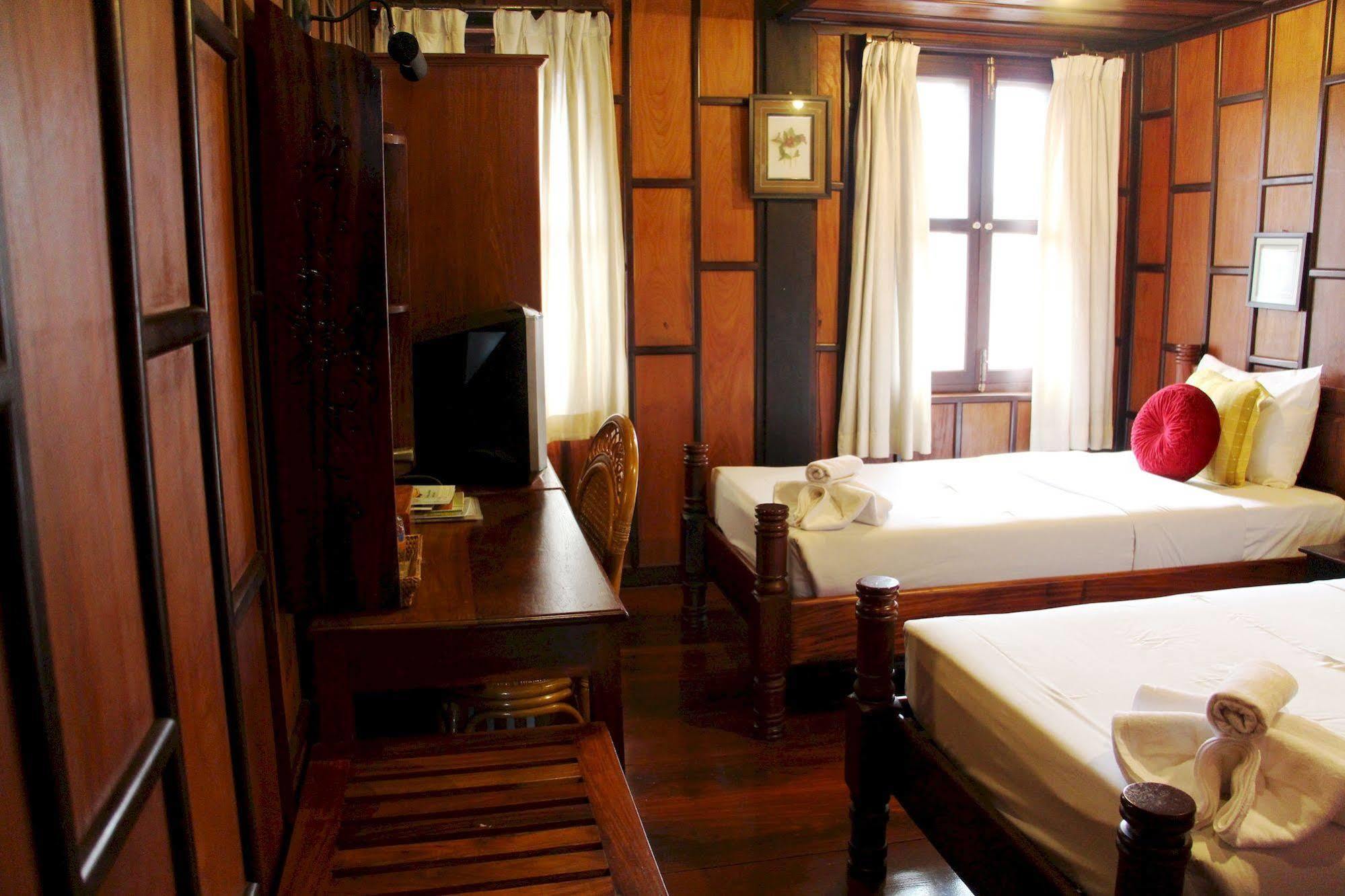Villa Senesouk Luang Prabang Extérieur photo